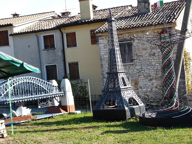 Replica of Landmarks