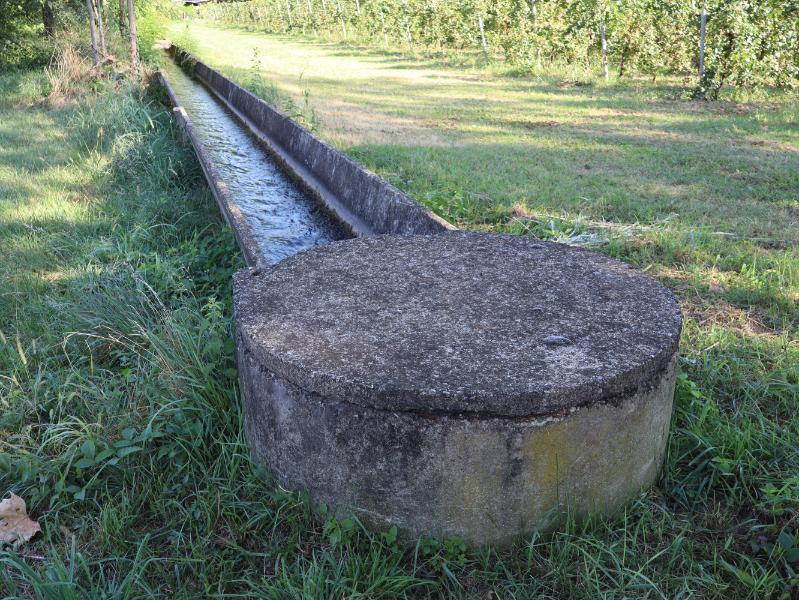 Sifone a bordo strada