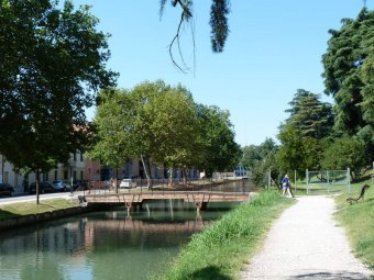 Ponte e giardini lato sud